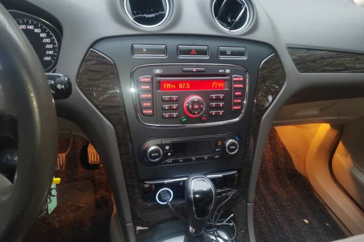 Used Ford Mondeo 2011 2.0L GTDi 200 Fashion Edition
