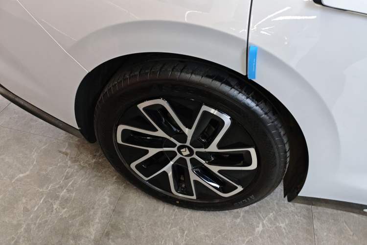 Used Baojun Enjoy 2025 All-Electric 600km Standard Version