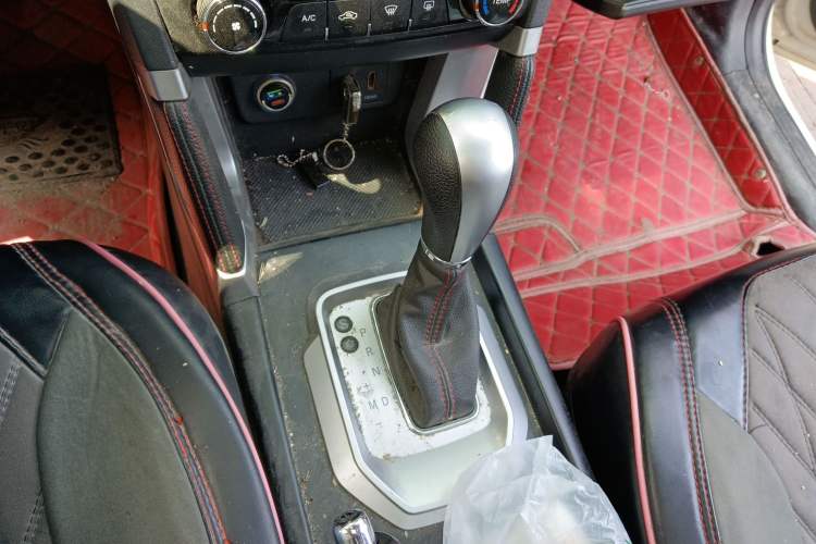 Used BAIC Senova X55 2016 1.5T CVT Comfort Version Gear Lever