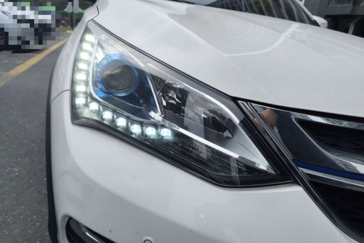 Used BYD Song New Energy 2017 Song DM 1.5TID All-Wheel Drive Luxury Model
