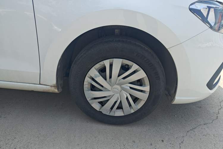 Used Jetta VA3 2019 1.5L Manual Entry-Level Version Right Front Wheel Hub