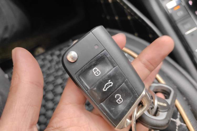 Used Volkswagen Tharu 2021 280TSI Two-Wheel Drive Comfort Edition
