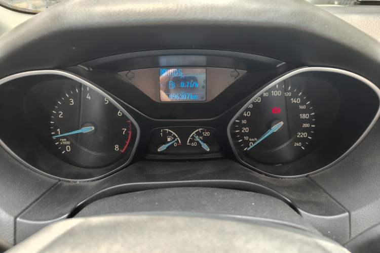 Used Ford Focus 2015 Hatchback EcoBoost 125 Automatic Supreme Style Edition Instrument Cluster