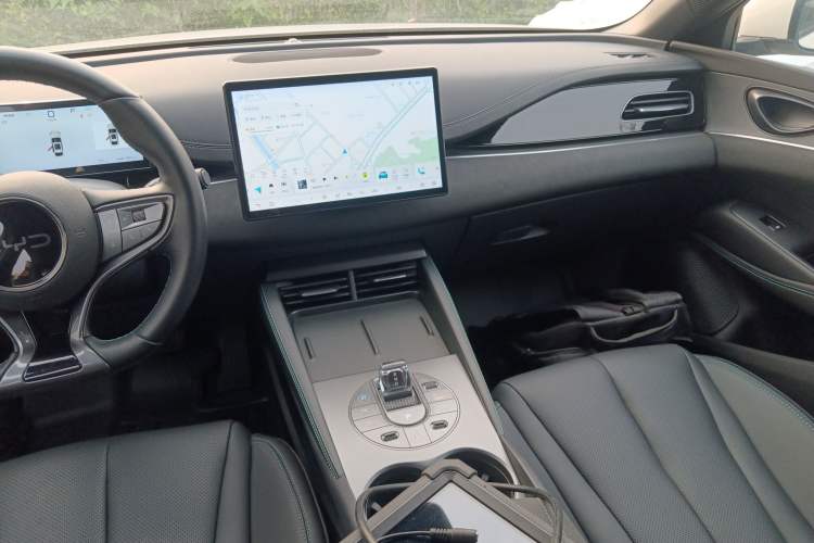 Used BYD Seal 06 New Energy 2025 DM-i Smart Drive 120KM Prestige Model
