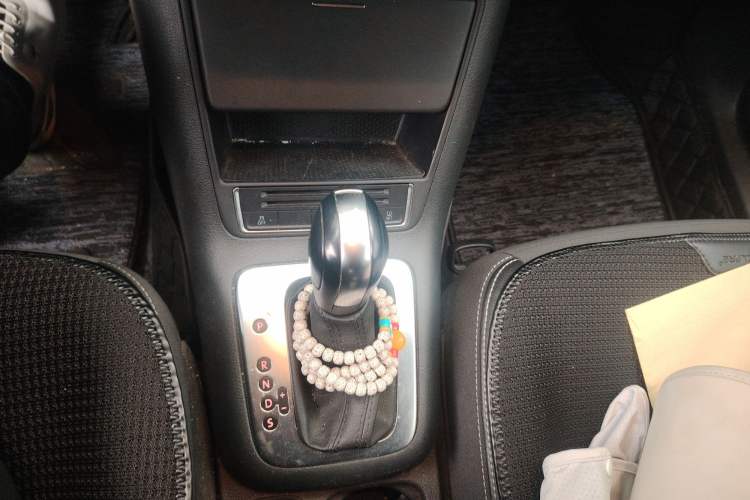 Used Volkswagen Tiguan L 2016 300TSI Automatic Two-Wheel Drive Trend Edition