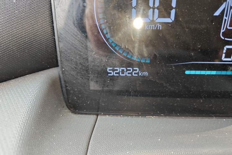 Used Leapmotor T03 2021 400 Lite Edition Lithium Iron Phosphate Odometer Close Up