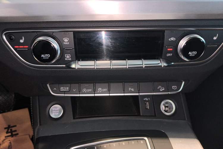 Used Audi Q5L 2020 Updated 40 TFSI Prestige Fashion Edition