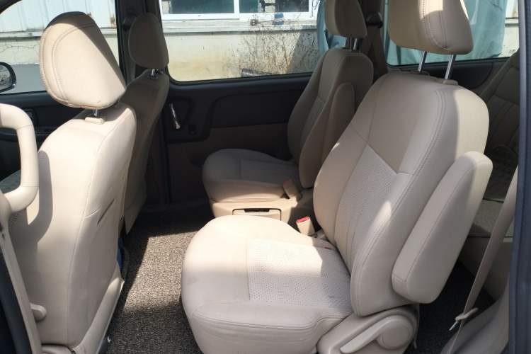 Used Buick GL8 2014 2.4L Classic Edition