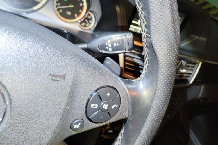 Used Mercedes-Benz E-Class 2010 E 300 L Fashion Model