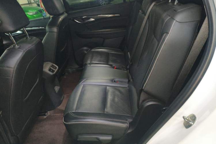 Used Buick Envision 2021 Encore Plus 652T 7-Seater Four-Wheel-Drive Luxury Model Left Rear Seat