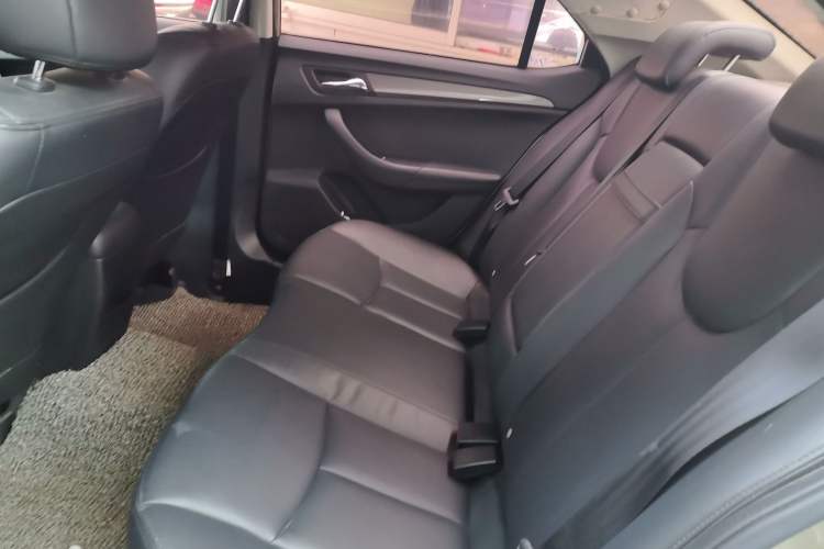 Used Roewe 360 2015 1.5L Manual Luxury Edition Left Rear Seat