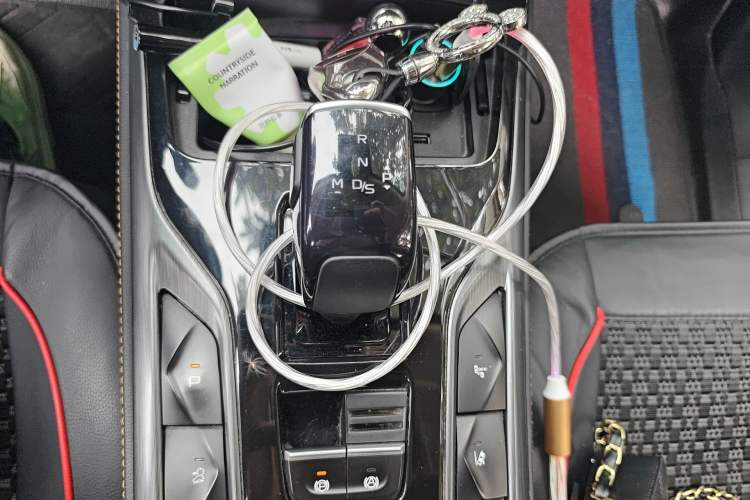 Used Bestune T77 2020 PRO 280 TID Automatic Prestige Model Gear Lever