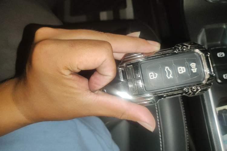 Used Haval M6 2021 PLUS 1.5T DCT Luxury Smart Connectivity Model
