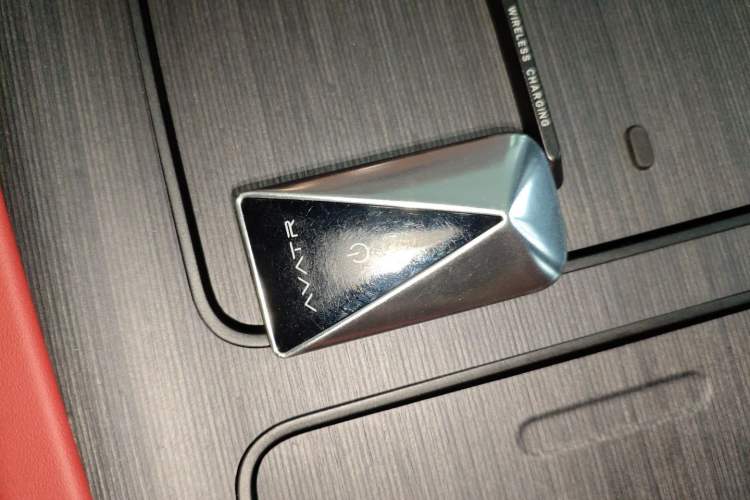 Used Avatr 12 2025 Year Updated Ultra Extended-Range Version Vehicle Key