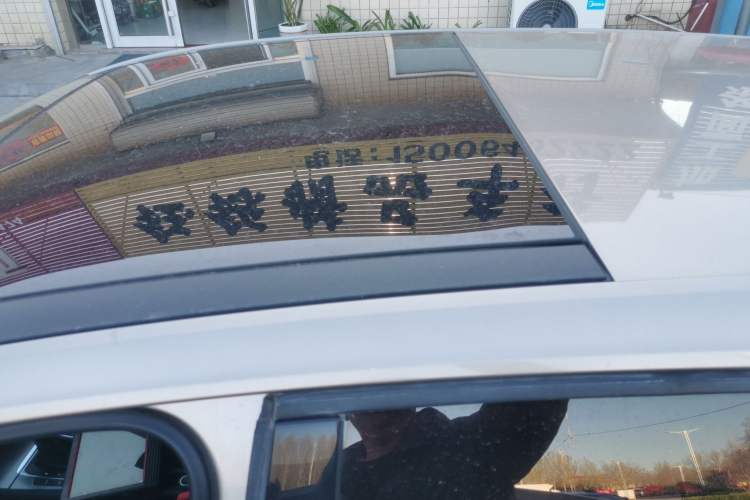 Used Volkswagen Golf 2016 230TSI Automatic Comfort Version Roof