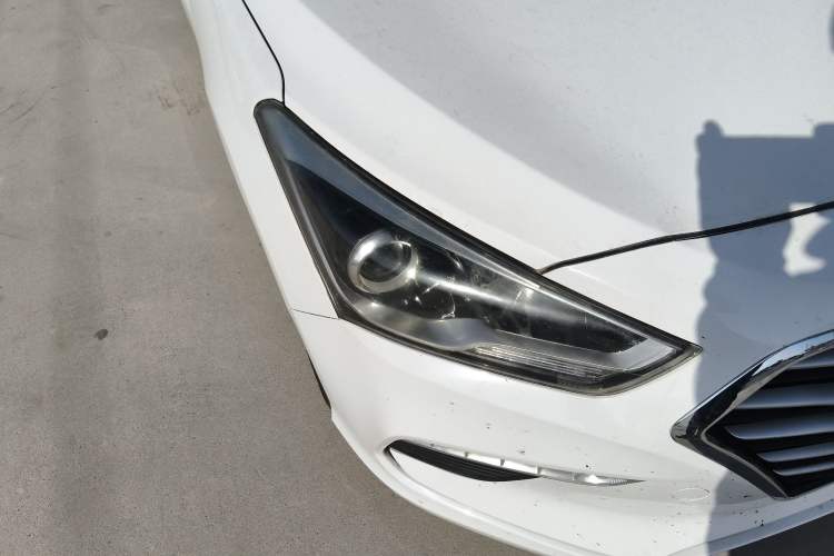 Used Hyundai Mistra 2017 1.8L Automatic Smart GLS China V Standard Right Front Headlight