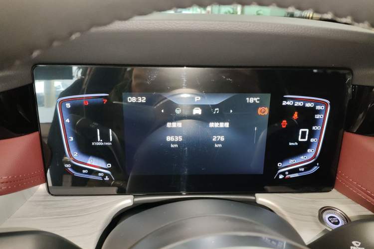 Used Hongqi H5 2025 1.5T DCT Qiyun 500 000th Unit Commemorative Edition Instrument Cluster