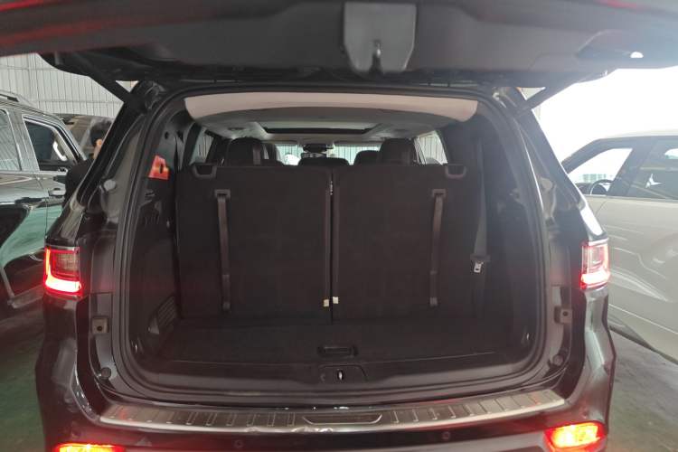 Used Jeep Grand Commander 2018 2.0T Four-Wheel Drive Premium Navigation Version China V
