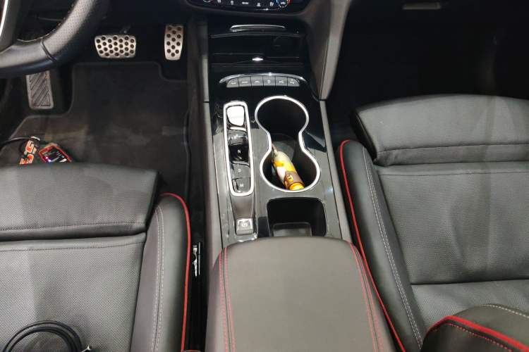 Used Buick Regal 2022 GS Prestige Model
