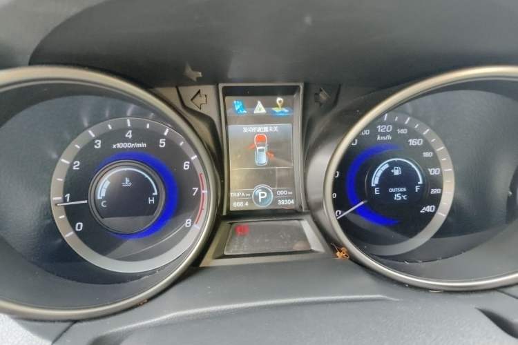 Used Changan CS75 2014 1.8T Automatic Elite Model China IV Standard
