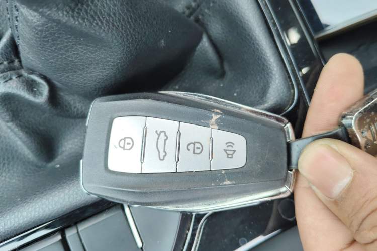 Used Geely Auto Emgrand GL 2020 1.4T Manual Luxury Model