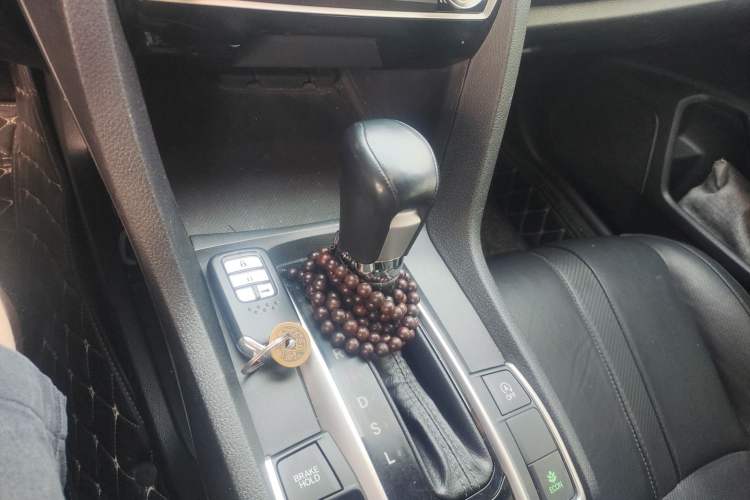 Used Honda Civic 2016 220TURBO CVT Prestige Edition Gear Lever