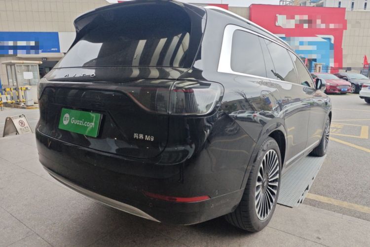 Used Hima AITO M9 2025 Extended-Range Ultra Version 52 kWh 5-Seater Edition Rear Right 45 Deg