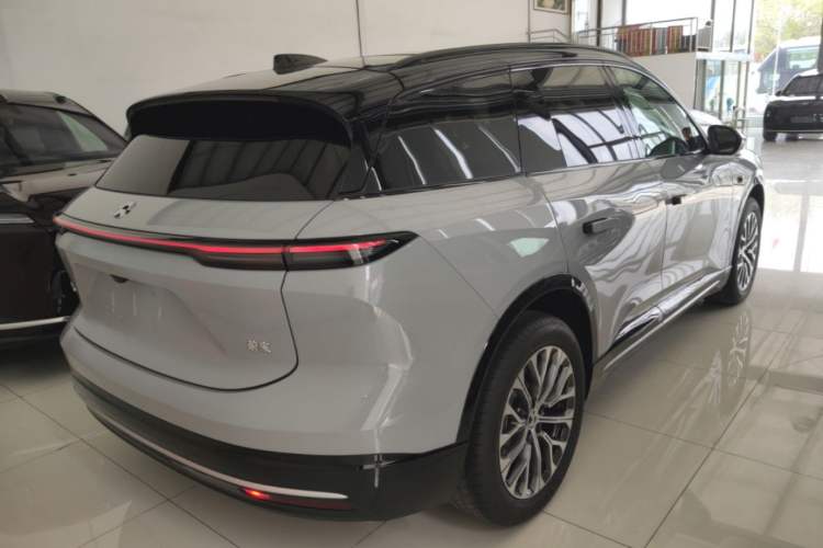 Used Nio ES6 2025 75 kWh Rear Right 45 Deg