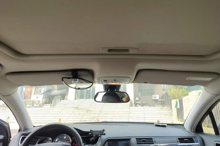 Used Citroen C5 2010 2.3L Automatic Luxury Edition Headliner