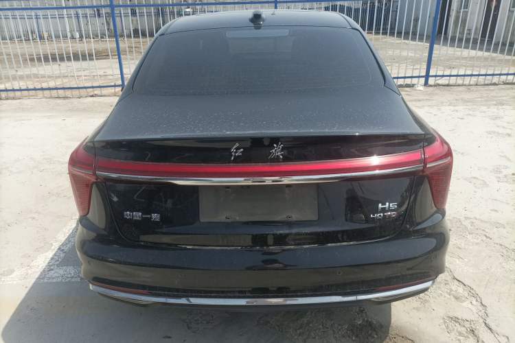 Used Hongqi H5 2024 2.0T Automatic Smart Connect Flagship Edition
