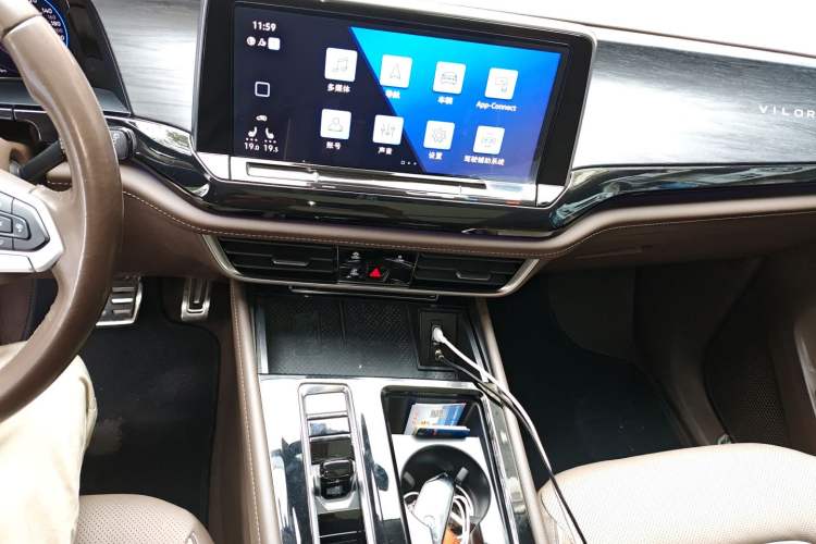 Used Volkswagen Viloran 2022 380TSI Prestige Edition
