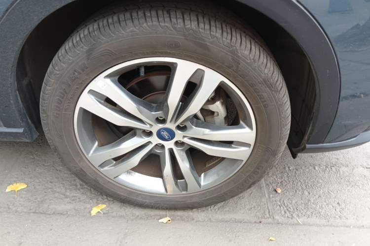 Used Ford Equator Sport 2022 Facelift EcoBoost 170 Prestige Model
