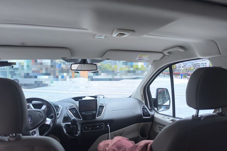 Used Ford Tourneo Custom 2016 2.0T Manual Elite Version
