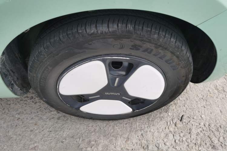 Used CHANGAN NEVO Lumin 2023 205km Xiangqin Version Right Front Wheel Hub