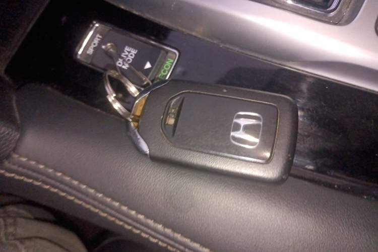 Used Honda UR-V 2020 370TURBO Two-Wheel Drive Luxury Edition