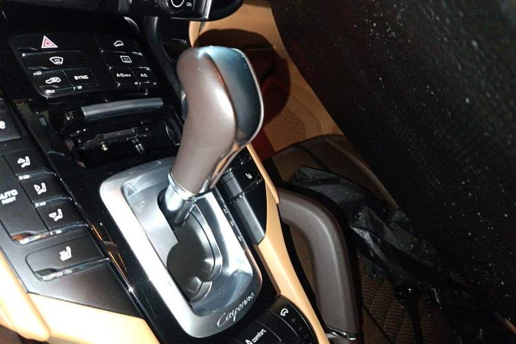 Used Porsche Cayenne E-Hybrid 2016 Cayenne S E-Hybrid 3.0T
