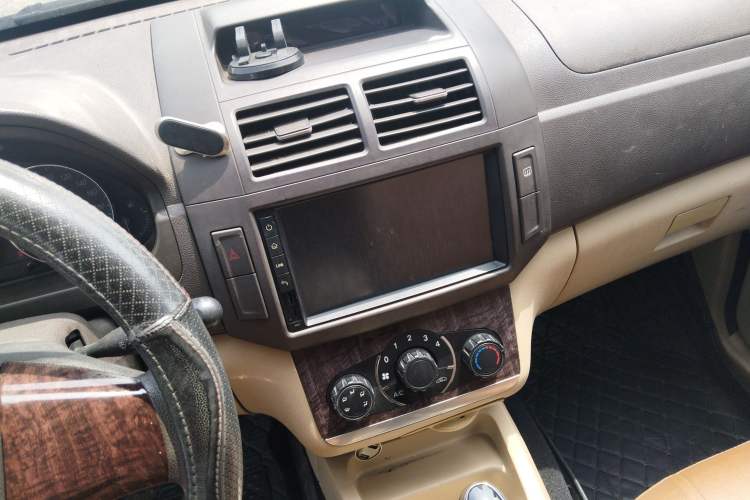 Used BAIC Weiwang M30 2015 1.5L Comfort version DAM15