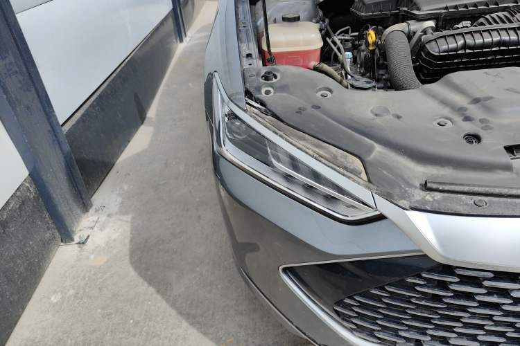 Used BYD Qin PLUS 2021 DM-i 120KM Prestige Model Right Front Headlight