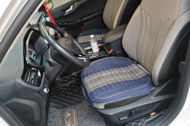 Used Ford Escape 2020 EcoBoost 245 Two-Wheel-Drive Titanium Edition