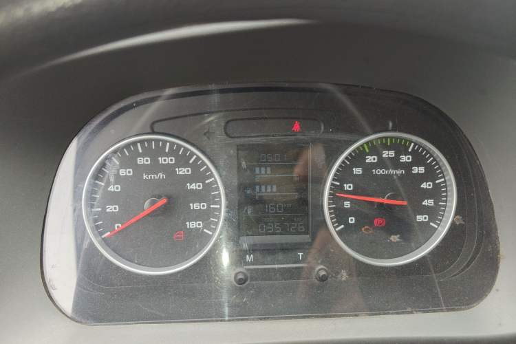 Used Iveco Power Daily 2017 2.5T Deluxe A37 Mid-Roof 6-7 Seater Bus 47Z5 Instrument Cluster