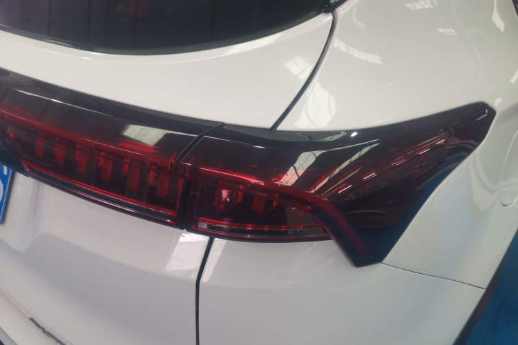 Used JETOUR X70 PRO 2023 1.5T DCT Comfort Edition 7-Seater
