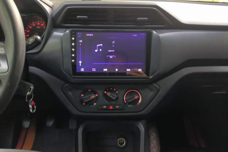 Used Wuling Hongguang 2019 1.5L S Basic Version China VI Standard LAR Audio And AC Panel