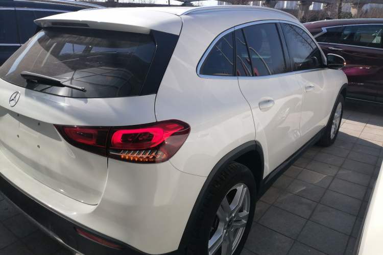 Used Mercedes-Benz GLA 2022 Second Facelift GLA 200 Rear Right 45 Deg