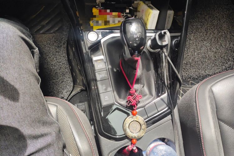 Used Volkswagen Tayron 2019 330TSI Two-Wheel Drive Luxury Model China VI Standard
