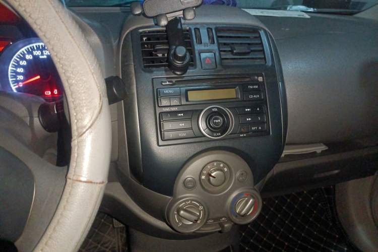 Used Nissan Sunny 2011 1.5XL Manual Deluxe Edition