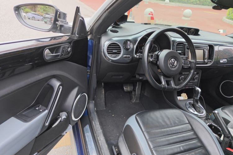 Used Volkswagen Beetle 2014 2.0 TSI Turbo Version Driver Seat