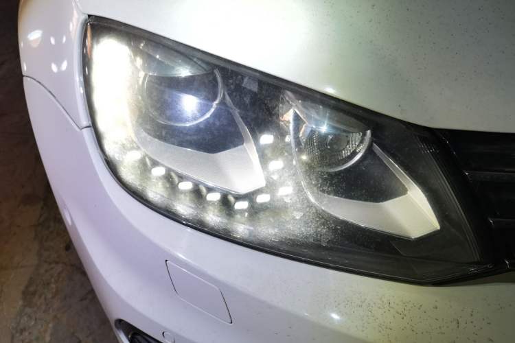 Used Volkswagen Eos 2011 2.0 TSI
