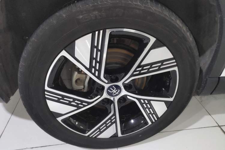 Used BYD Song Pro New Energy 2023 Champion Edition DM-i 110KM Excellence Model
