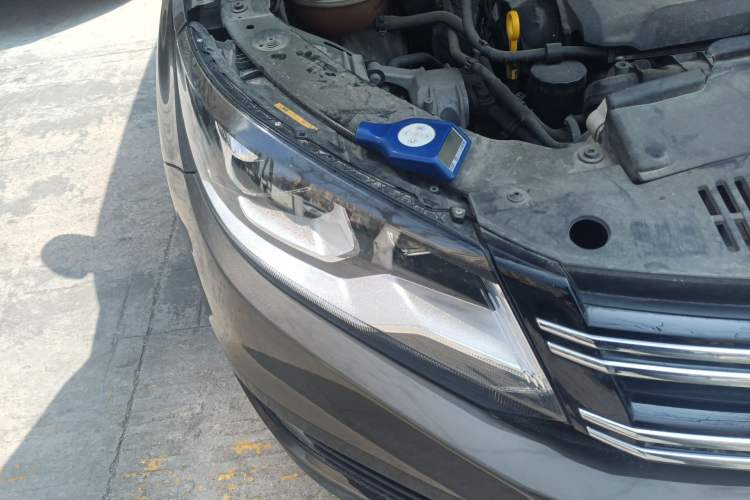 Used Volkswagen Tiguan 2015 1.8TSI Automatic Two-Wheel Drive Luxury Model Right Front Headlight