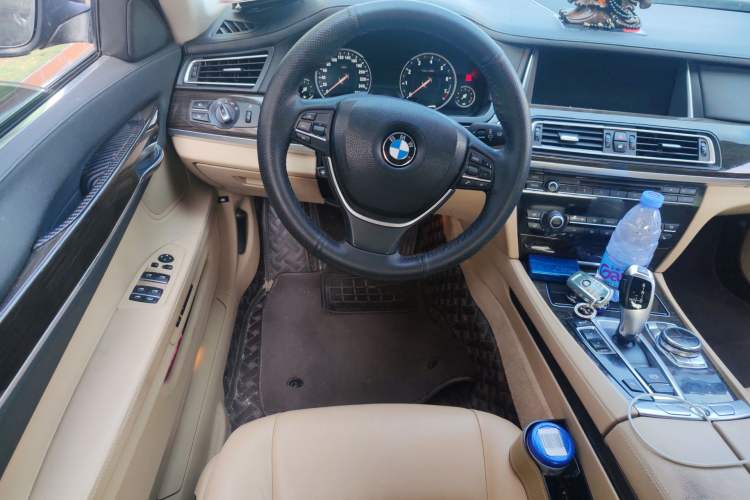 Used BMW 7 Series 2013 730Li Leading Model Steering Wheel